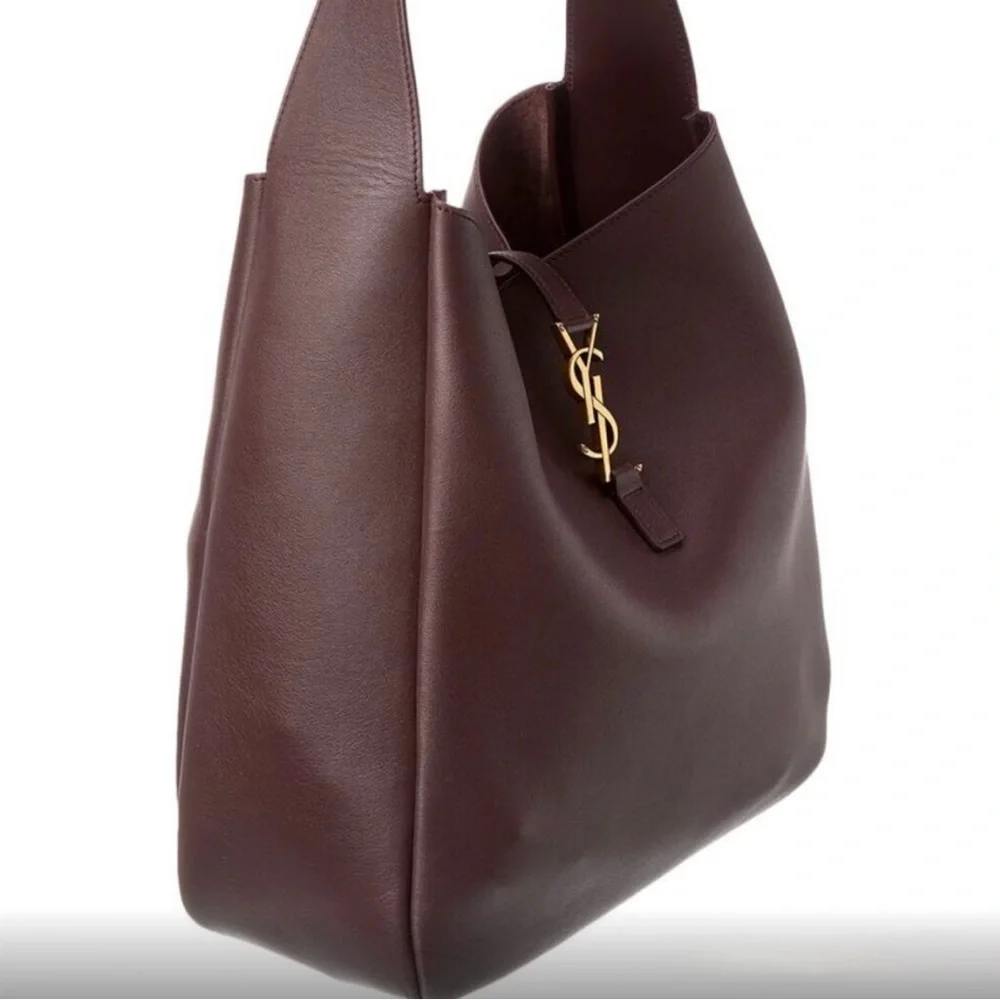 SAINT LAURENT Large Le 5 A 7 Soft Hobo in
Raisin - Picture 2 of 12